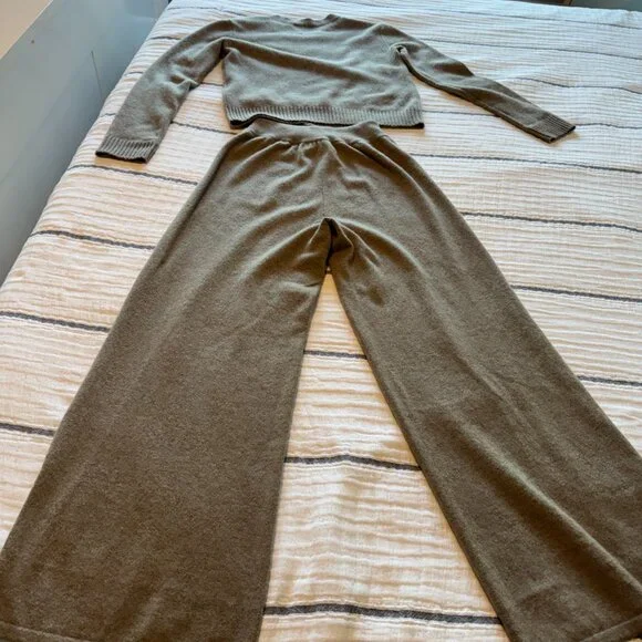 ✨ Lisa Yang 100% Cashmere Sweater & Trouser Set Luxe Knit ✨ - Picture 6 of 6